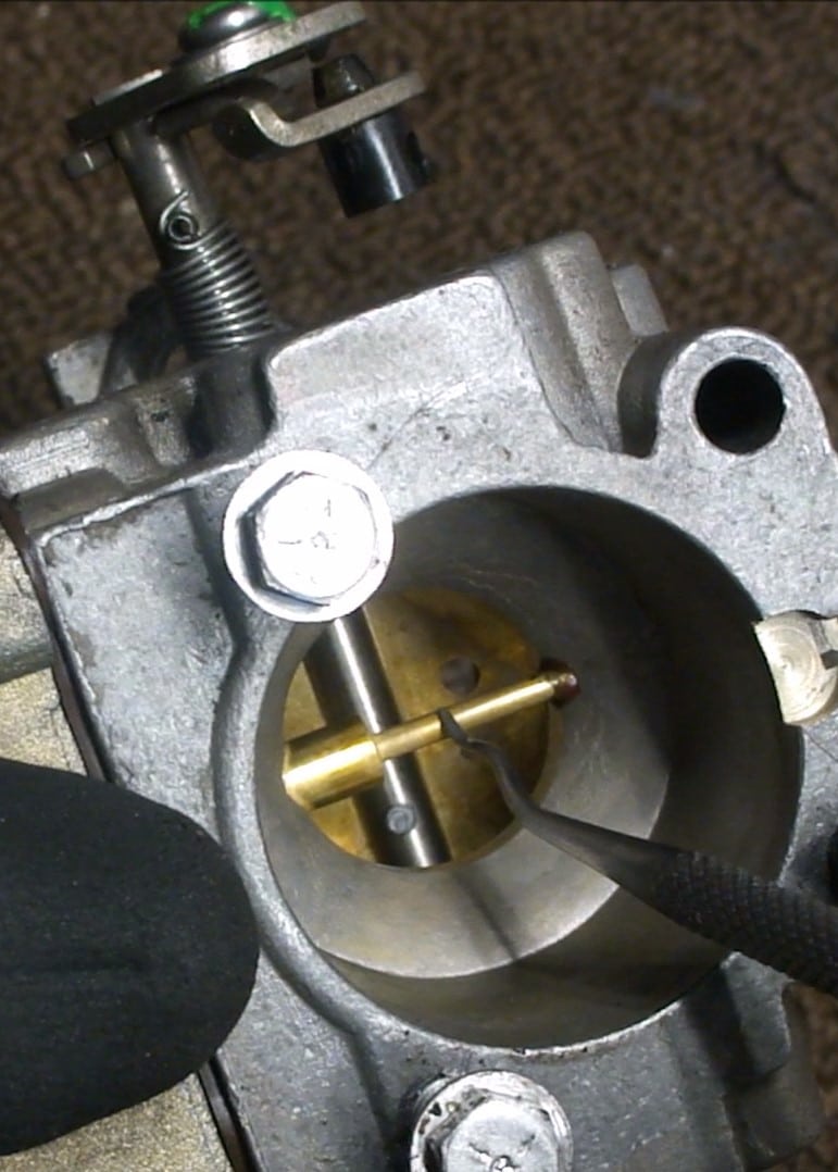 Cleaning Fixed Idle Jet Passage On An Outboard Carburetor Extreme DIY