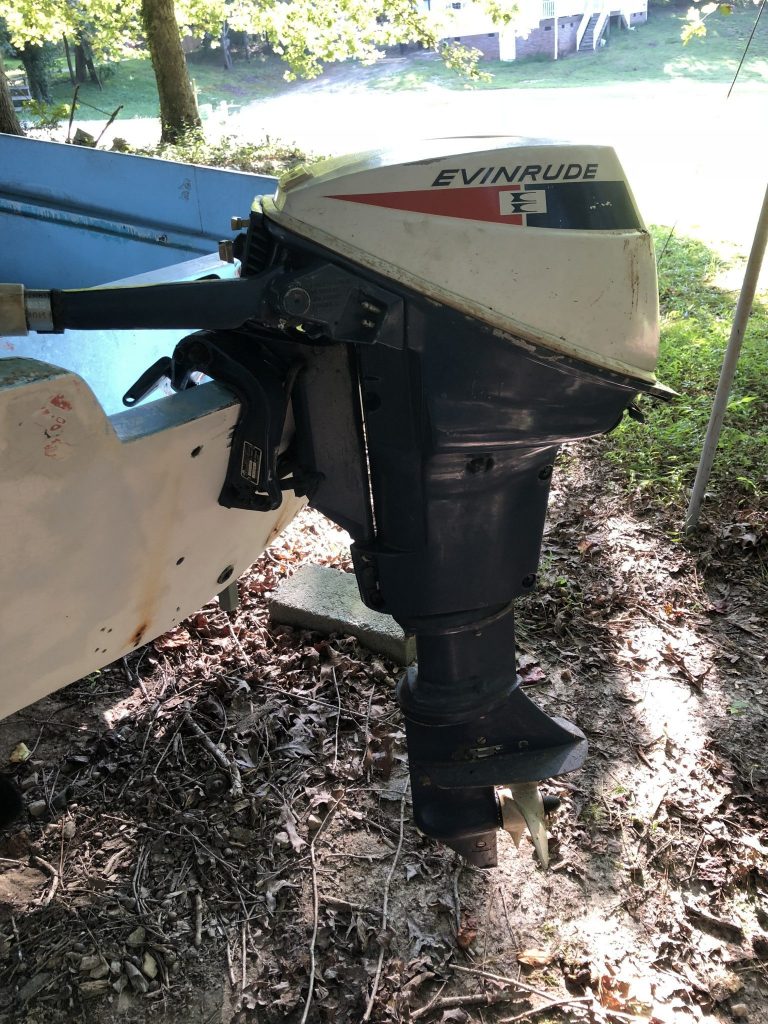 1971 9.5hp Evinrude on Back of Boston Whaler